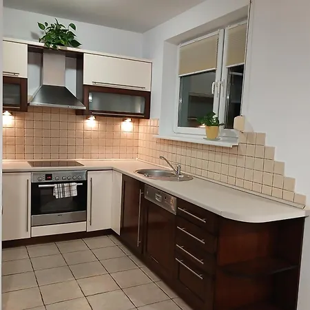 Lesny Zakatek شقة